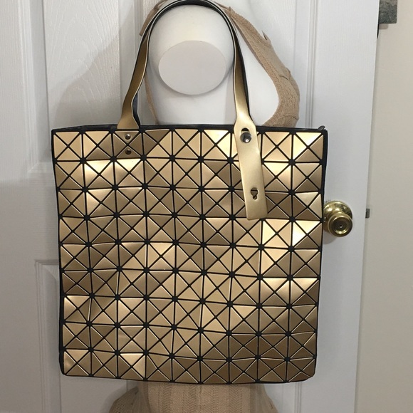 Goldtone & Black Geometric Design Tote - Picture 2 of 5